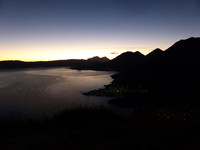 Lago de Atitlán in the early light of dawn