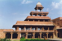 A perfect pavilion in the tranquil sandstone of Fatehpur Sikri