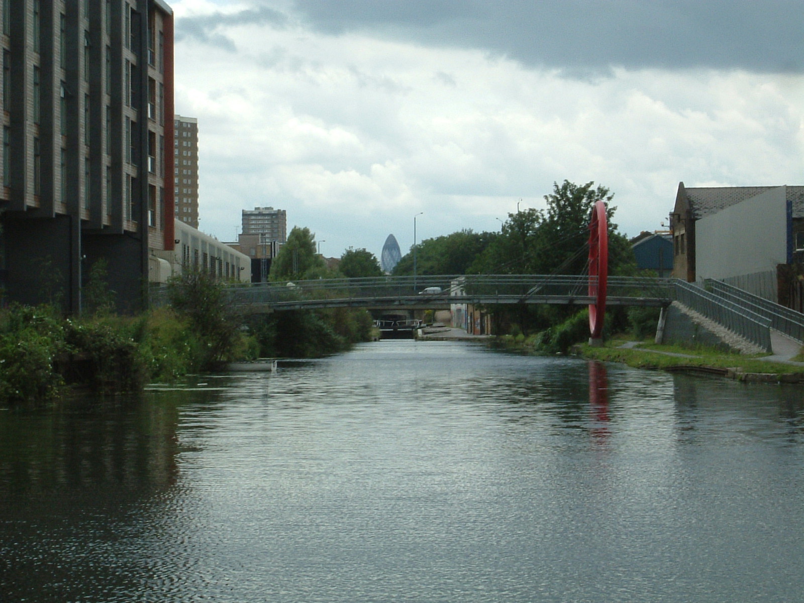 The Hertford Union Canal, with the Gherkin in the background
