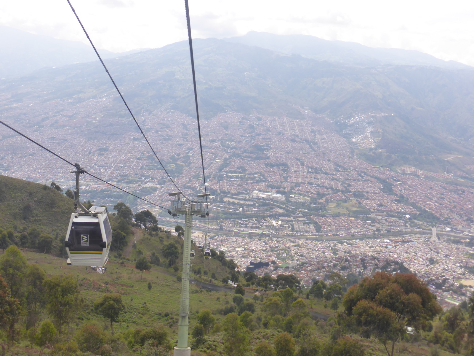 Heading back down into Medellín along cable car L