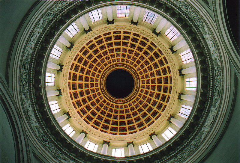 The view up into the dome of the Capitolio