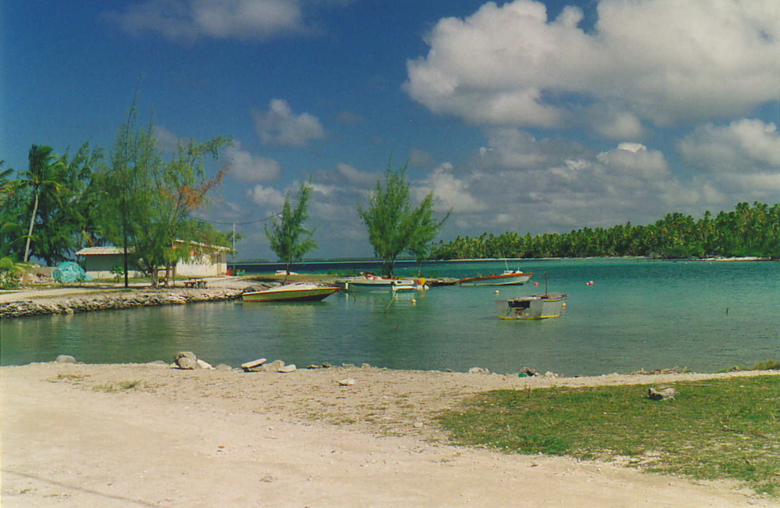 Amanu harbour