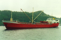 The supply boat Taporo V visits Rikitea