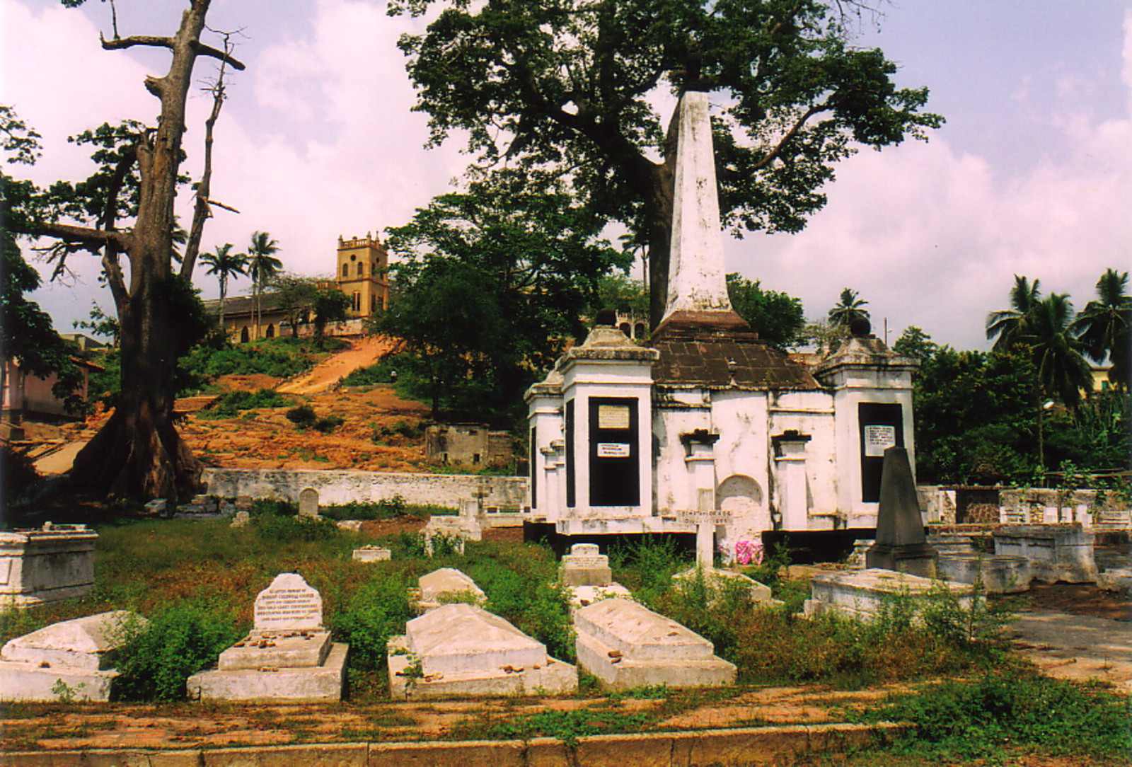 The Dutch cemetery in Elmina