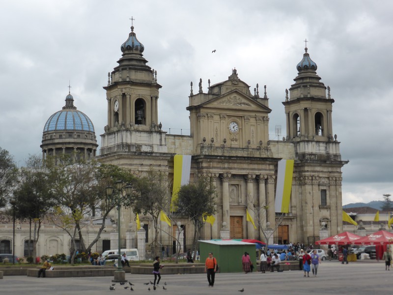 The municipal cathedral to the east of Parque Central
