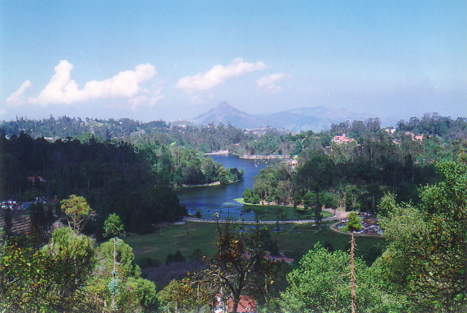 The lake at Kodaikanal