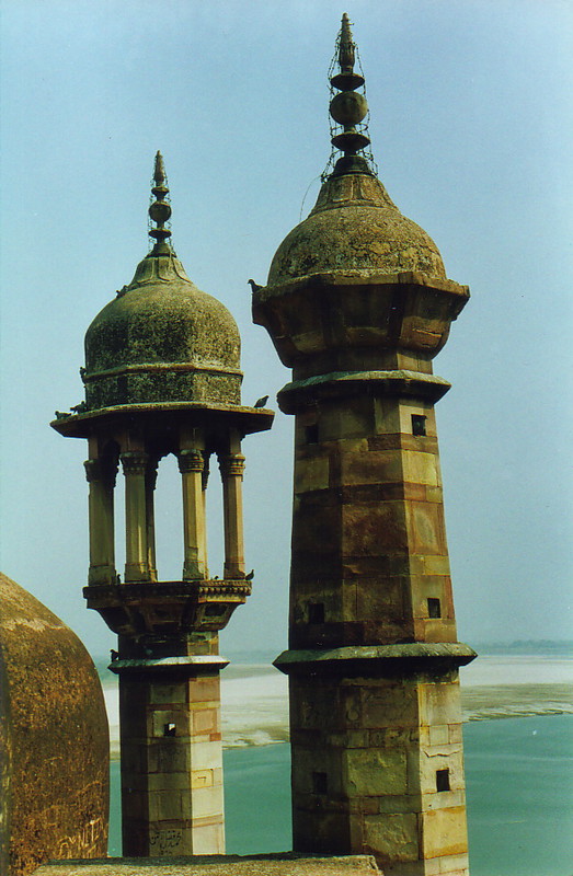 Minarets on the Great Mosque of Aurangzeb