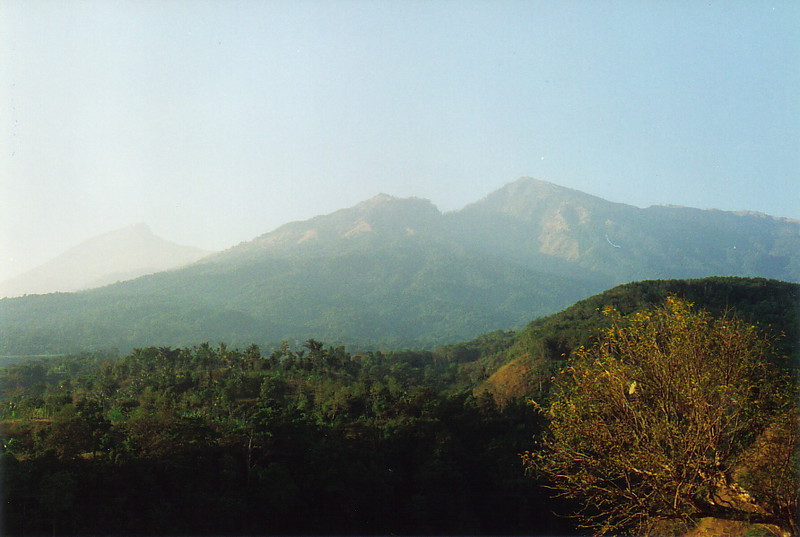 Gunung Rinjani at 7am
