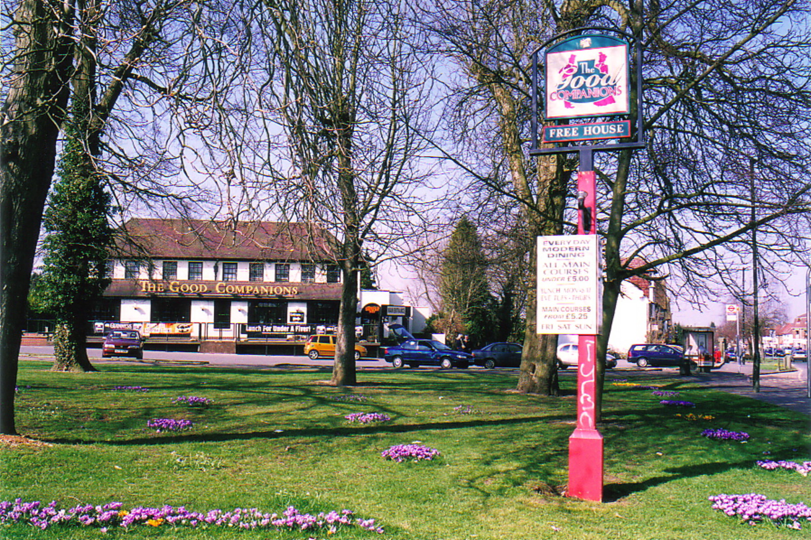 The Good Companions pub in Hamsey Green