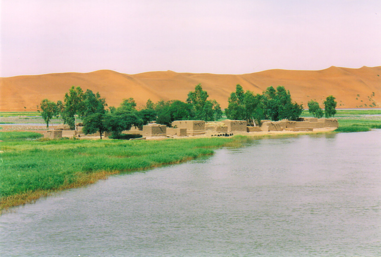 A small settlement on the banks of the River Niger