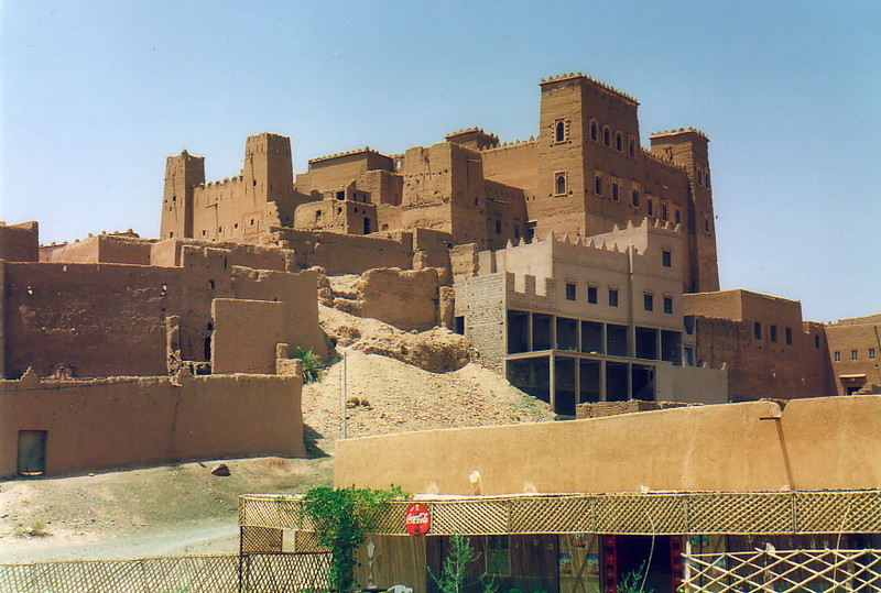 One of the many kasbahs lining the Drâa Valley
