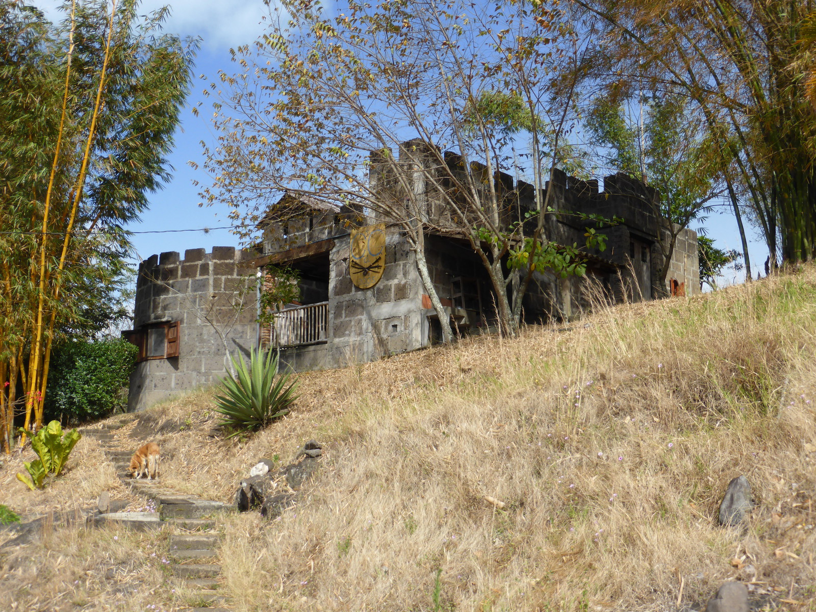 The factory at El Castillo