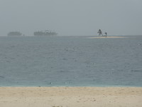 Looking towards two-palm island from the Kuna settlement