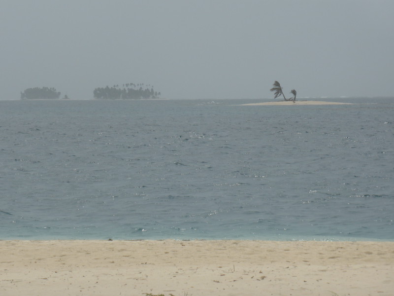 Looking towards two-palm island from the Kuna settlement