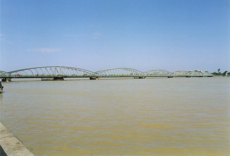 St-Louis-Senegal Tour - Experience the highlights of Saint Louis and walk  across Faidherbe Bridge