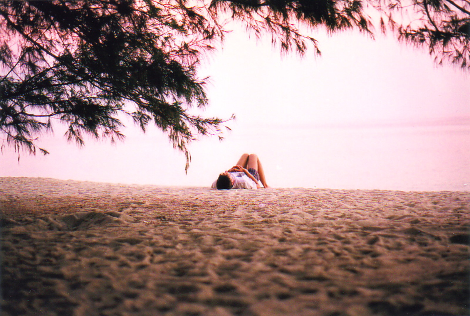 Charlie relaxing on Lamai Beach